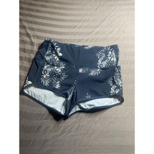 Vuori The Rise The Shine Navy Floral High Rise Athletic Shorts Small VW303